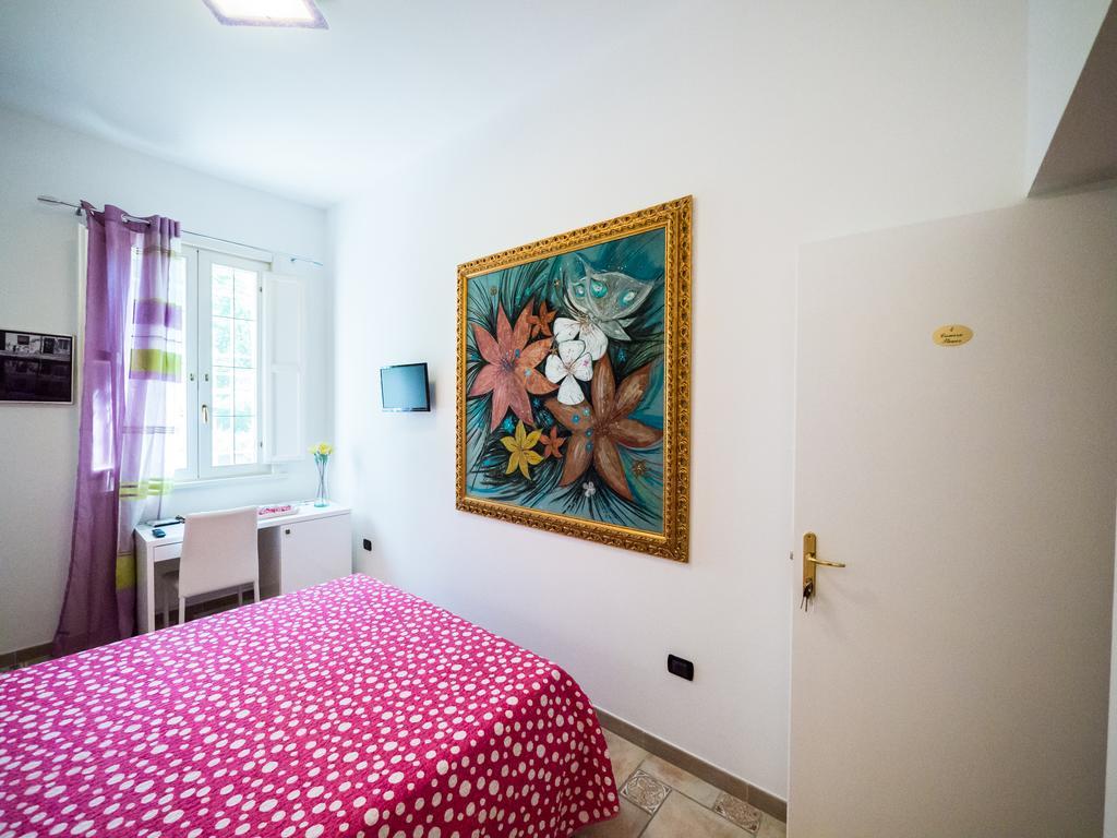 Villa Bellini Room&Breakfast ポルト・ガリバルディ 部屋 写真