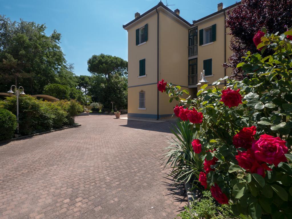 Villa Bellini Room&Breakfast ポルト・ガリバルディ 部屋 写真